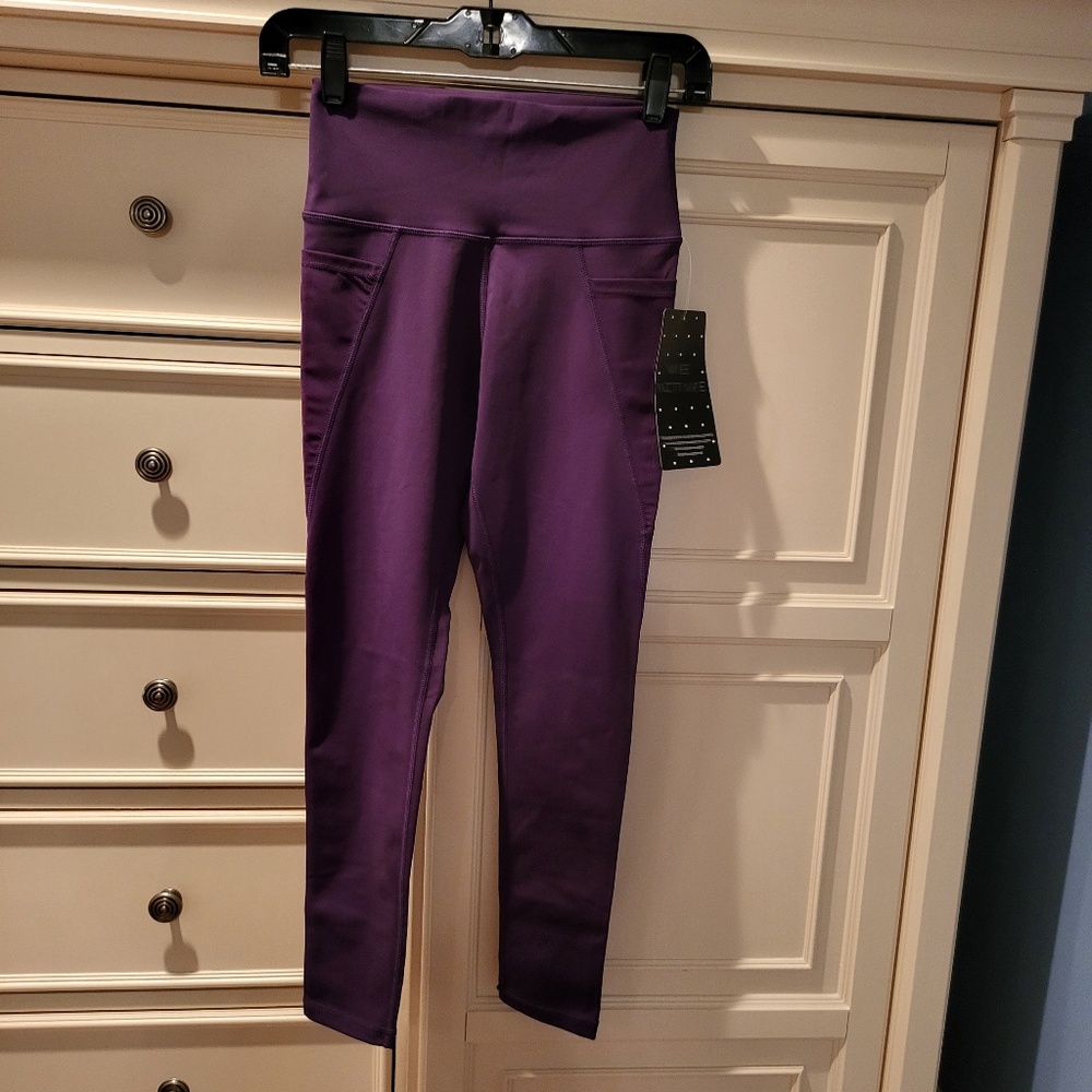 NWT Vie Active Ultra-Flow Leila Leggings Size S